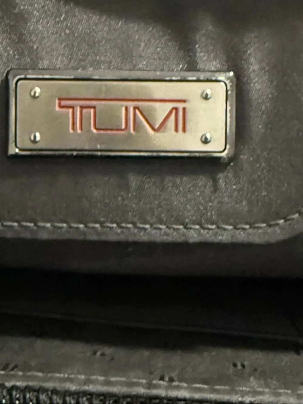 TUMI Ballistic Nylon Expandable Laptop Shoulder Carry On Bag Satchel 18